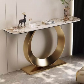 Entrance Table